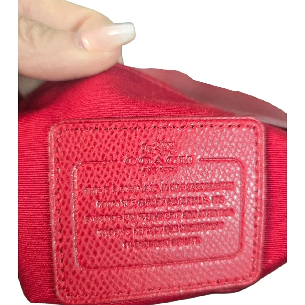 Coach Kitt Messenger Crossbody Bag Red Crossgrain Leather Gold‎ Hardware